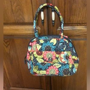 Vera Bradley 13x12x5 Vintage logo clasp front pocket zipper 2 way zipper close